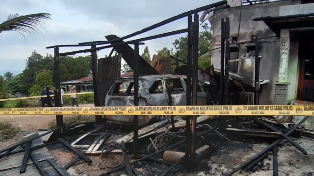 Rumah jurnalis harian Serambi Indonesia Asnawi Luwi dibakar OTK