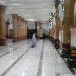 Masjid Agung Meulaboh Gulung Semua Karpet Cegah Corona
