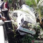 Paramedis Covid-19 Kecelakaan Ambulans di Aceh Barat
