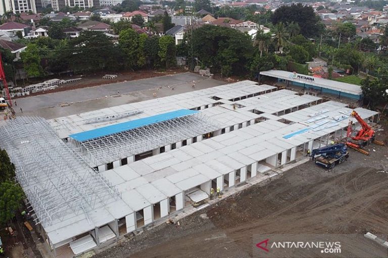 Pertamina Jadikan Lapangan Bola Simprug Rumah Sakit Covid-19