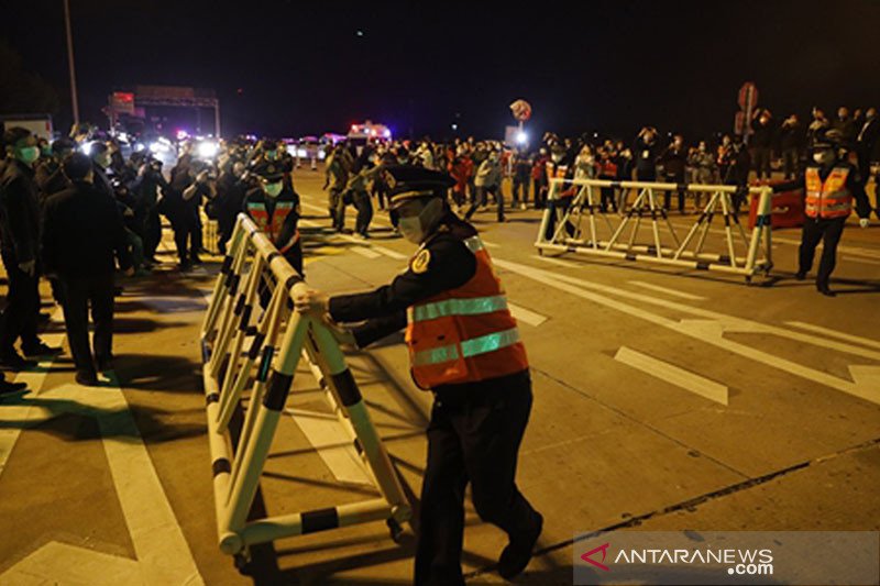 WNI Tidak Larut dalam Euforia Pencabutan Lockdown Wuhan