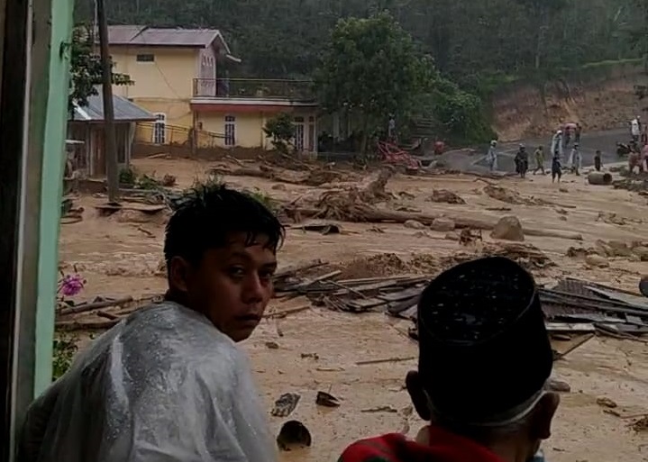 Banjir Bandang Landa Gampong Paya Tumpi, Takengon