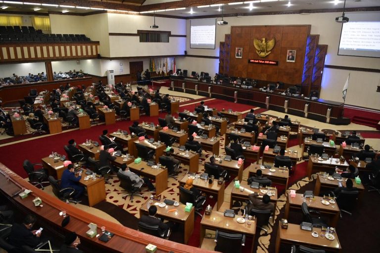 Rabu, Rapat Paripurna Penentuan Keberlanjutan Proyek Multiyears