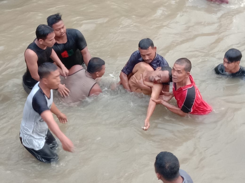 Adabi (32) warga Desa Langkahan, Kecamatan Langkahan , Aceh Utara, ditemukan tak bernyawa setekah tenggelam di pintu aliran irigasi pada 30 Juni 2020.