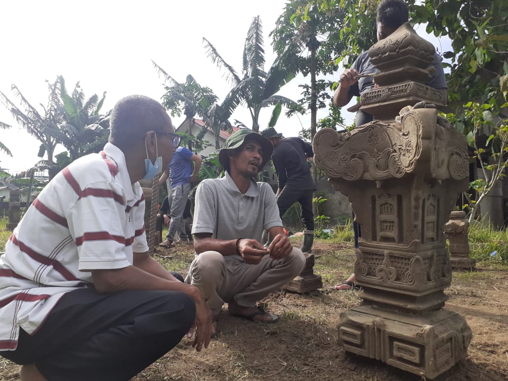 Mapesa Tata Ulang Nisan pada Masa Kerajaan Aceh Darussalam