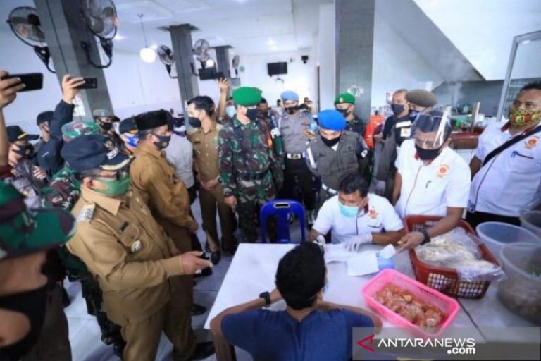 Dinkes: Masih Banyak Warga Banda Aceh Langgar Protkes Covid-19