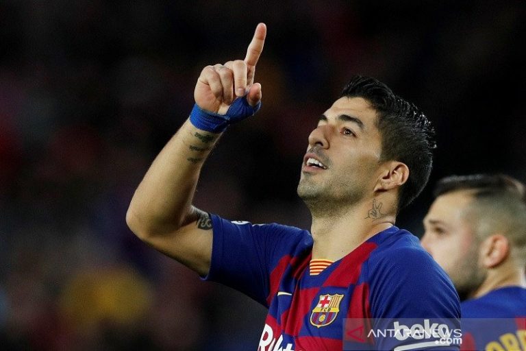 Suarez Dicurigai Curang Saat Ujian Bahasa Italia