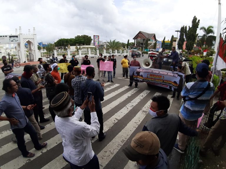 GERAM Gelar Aksi Kritisi Plt Gubernur dan DPRA tidak Pro-Rakyat