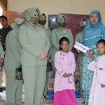 Senyum Fitriani Dapat Rumah Gratis pada HUT TNI
