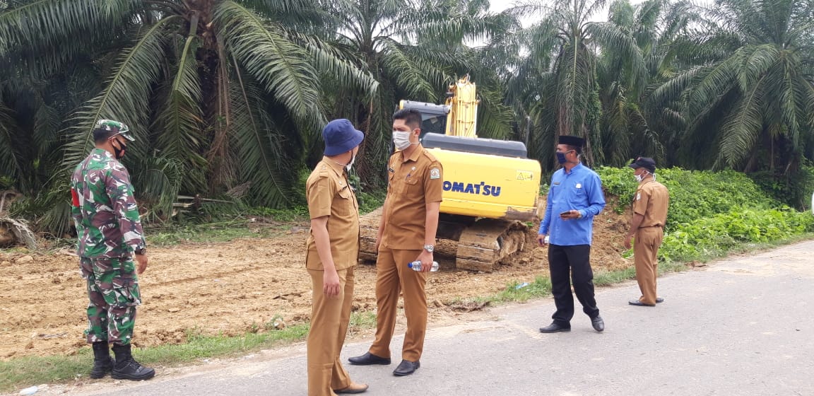 Pemkab Aceh Tamiang Tebang Sawit untuk Relokasi Pasar Upah