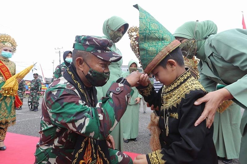 Pangdam IM Ingatkan Prajurit TNI Bijak Gunakan Medsos