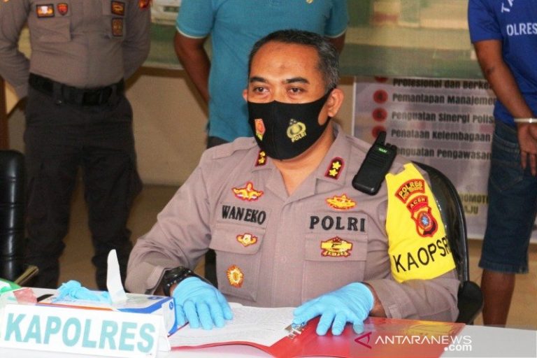 Tersangka Pembacok Ustad Sedang Ceramah Maulid Pecatan Polisi