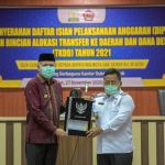 Gubernur Aceh Serahkan DIPA dan TKDD Rp 48,9 Triliun