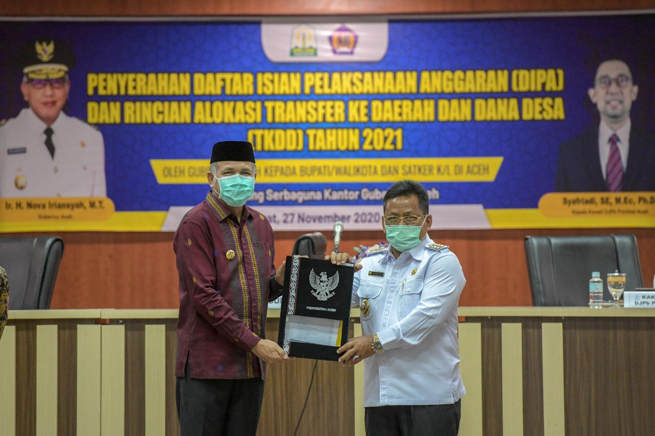 Gubernur Aceh Serahkan DIPA dan TKDD Rp 48,9 Triliun