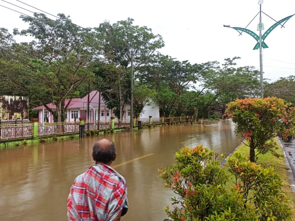 Enam Desa Terendam Banjir, Satu Jembatan Ambruk di Simeulue