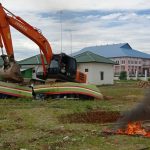 Kejari Aceh Tamiang Musnahkan Boat Bawa Narkoba