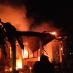 Saat idul fitri Warung Kopi Kuta Alam di Banda Aceh terbakar