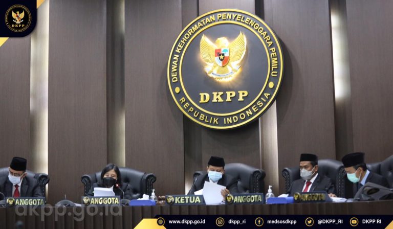 DKPP Berhentikan Arief Budiman Selaku Ketua KPU RI