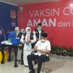 Nova Iriansyah Disuntik Vaksin Pertama di Aceh