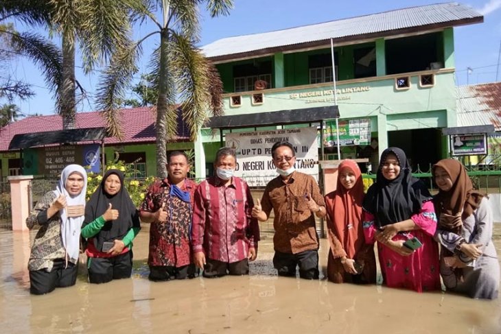 Ribuan Siswa di Aceh Tamiang Diliburkan karena Banjir