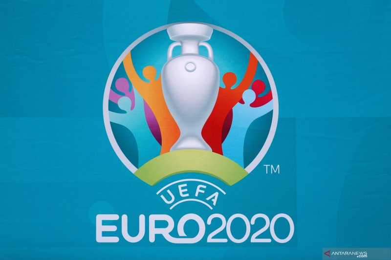 Nonton Euro 2020 di rumah saja