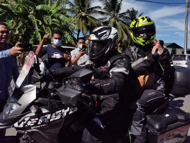 Bersama Istri, Ketua FKPT Aceh naik motor hingga Papua