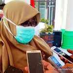 Mahasiswi asal Aceh Barat lumpuh usai vaksin Sinovac