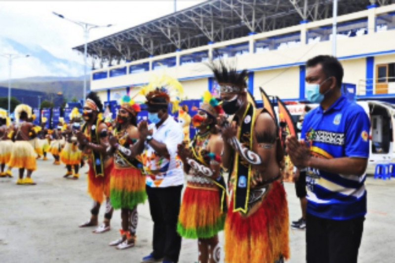 Kontingen PON DKI Jakarta dan Kalteng tiba di Papua