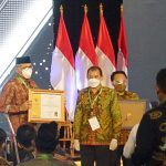 Gubernur Aceh raih anugerah Paramakarya 2021 dari Kemenaker RI