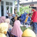 Dekranasda Aceh kunjungi Gampong le Meulee dalam rangka penilaian desa kerajinan tingkat provinsi 