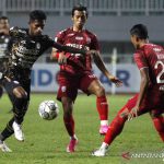 Persis tahan imbang tuan rumah PSIS 1-1