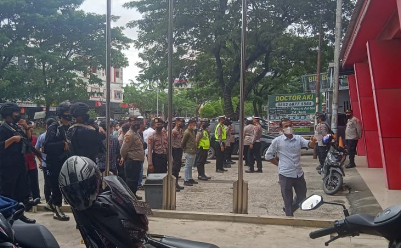 Jelang Milad GAM, TNI dan Polri jaga kantor Partai Aceh