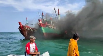 Tenggelamkan Kapal Malaysia