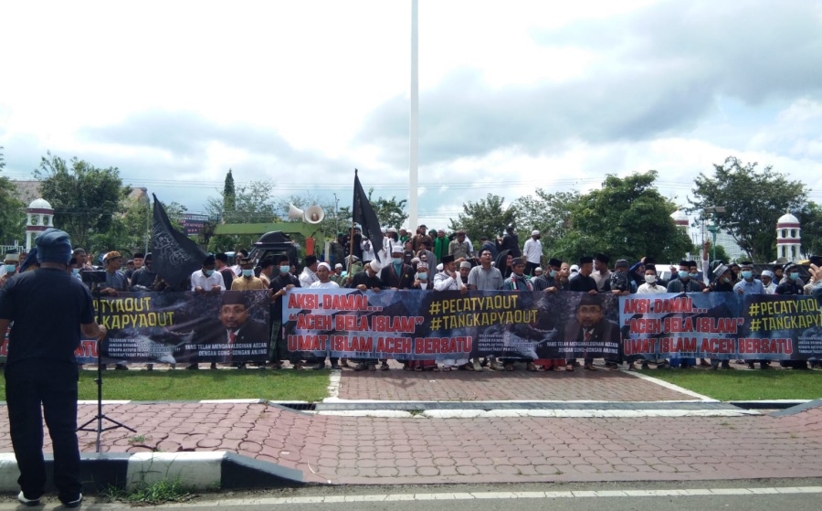 Umat Islam Aceh demo tuntut Menteri Agama di Copot