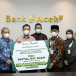 Bank Aceh salurkan zakat karyawan Rp2,2 miliar lewat baitul Mal