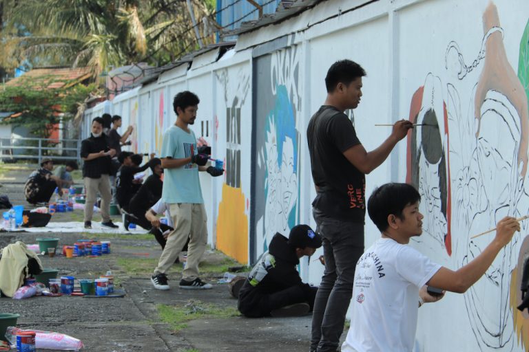 22 pemural meriahkan Hari Bhayangkara ke-76