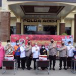 Polda Aceh salurkan 1.000 paket sembako peringati HUT Bhayangkara ke-76