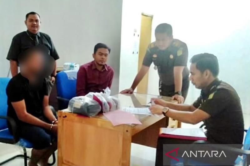 Tersangka penganiaya anak di Nagan Raya diserahkan ke jaksa