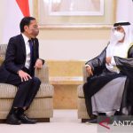 Presiden Jokowi tiba di Abu Dhabi bertemu Presiden UEA