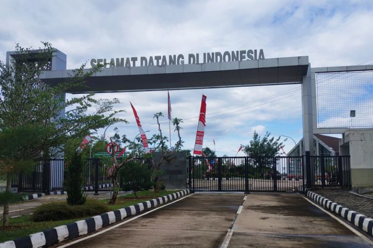 Pintu batas negara RI-Malaysia di Badau resmi dibuka