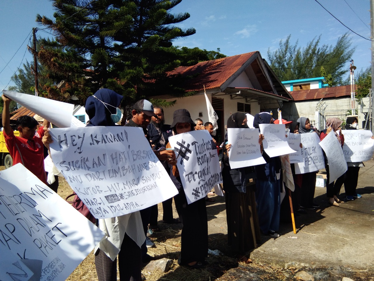 Tolak pembekuan, relawan PMI Banda Aceh lakukan aksi lanjutan