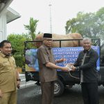Sapi kurban bantuan Presiden RI diserahkan untuk Aceh Tengah