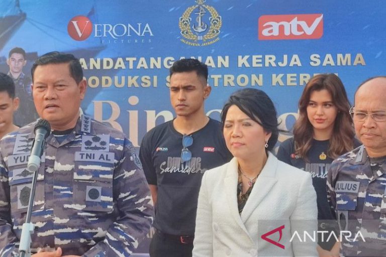 Di atas KRI Banda Aceh, Yudo tegaskan penyidik jangan takut intervensi 'markus'