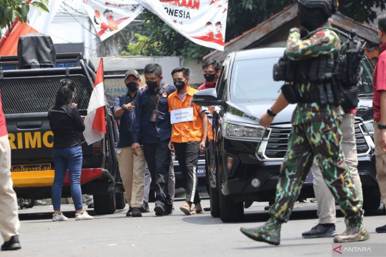 Penyidik perpanjang masa penahanan para tersangka pembunuh Brigadir J