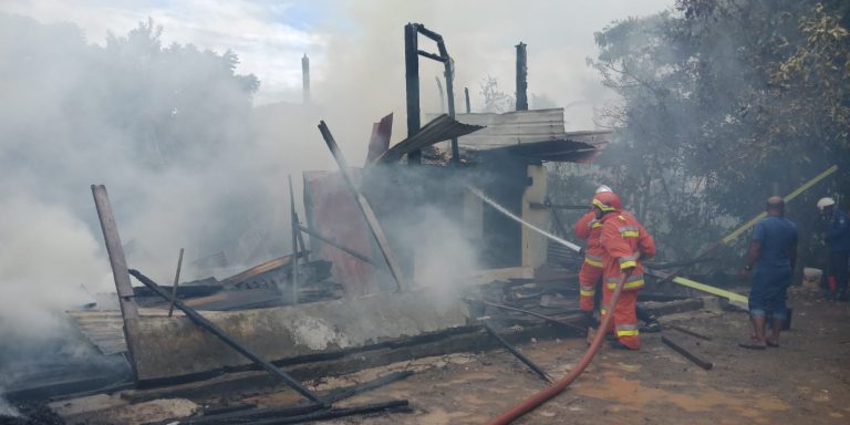 Rumah Tu Bulqaini terbakar