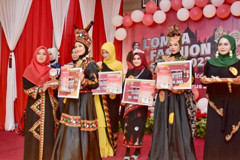 Dekranasda Sabang gelar lomba fashion show