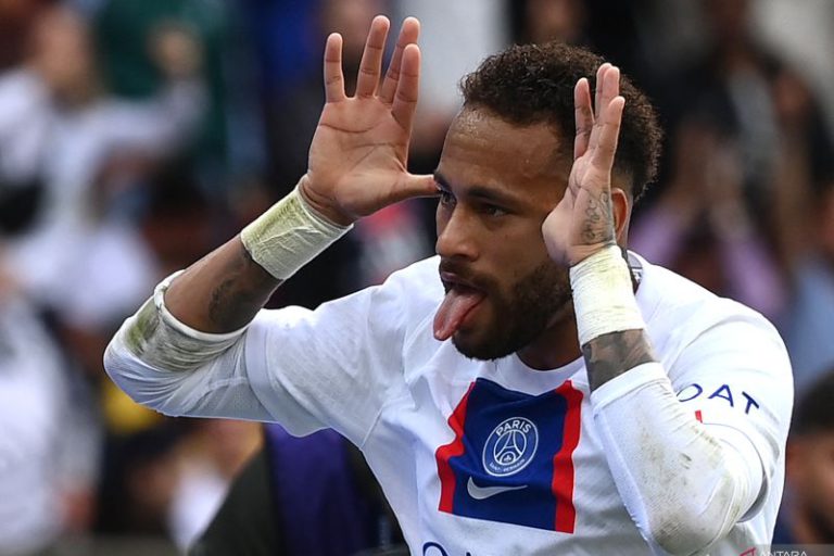 Neymar dukung Bolsonaro dalam pemilu Brazil