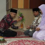 FAH UIN Ar-Raniry lepas sambut dan peusijuek dekan baru