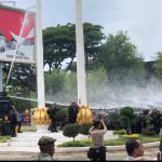 Demo di DPRA ricuh, mahasiswa kocar-kacir usai ditembak water canon