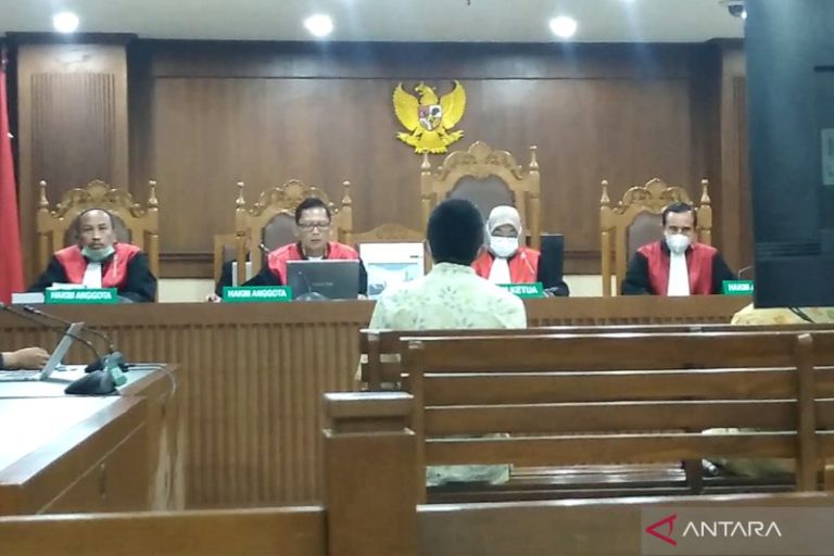 PT Nindya Karya dan PT Tuah Sejati dihukum Rp1,8 miliar terkait Dermaga Sabang